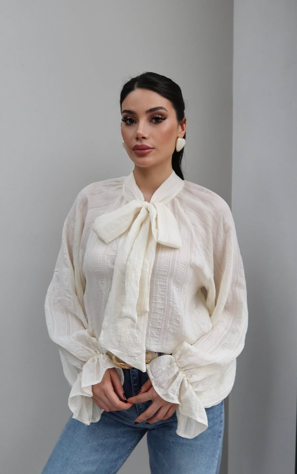 Bow tie chic top