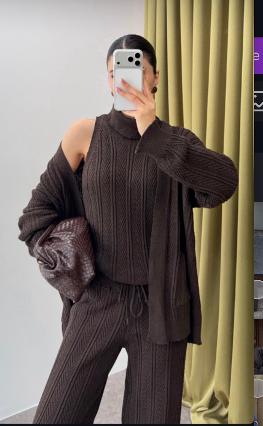 3 Pieces Triko Set