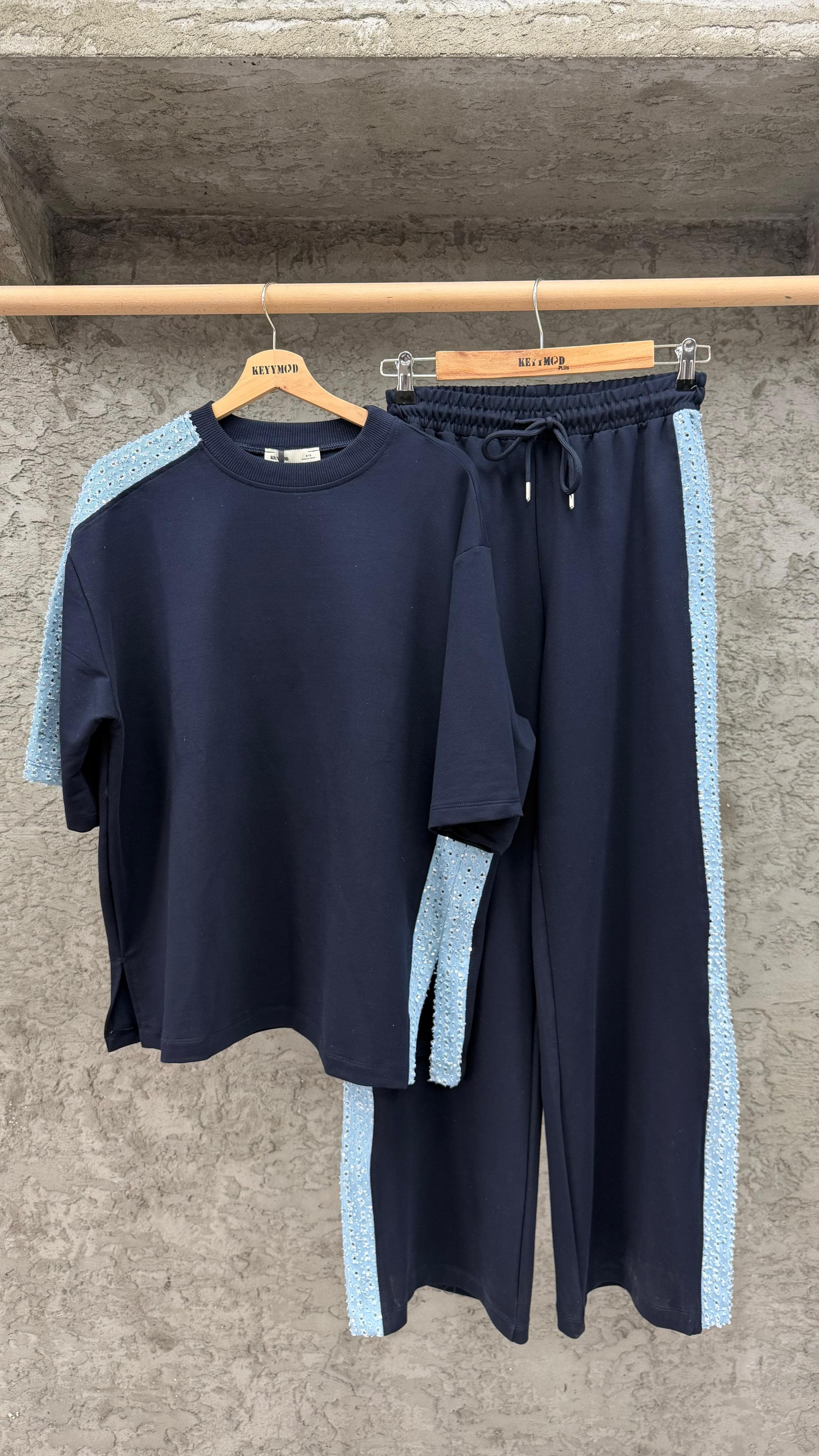 Set with denim