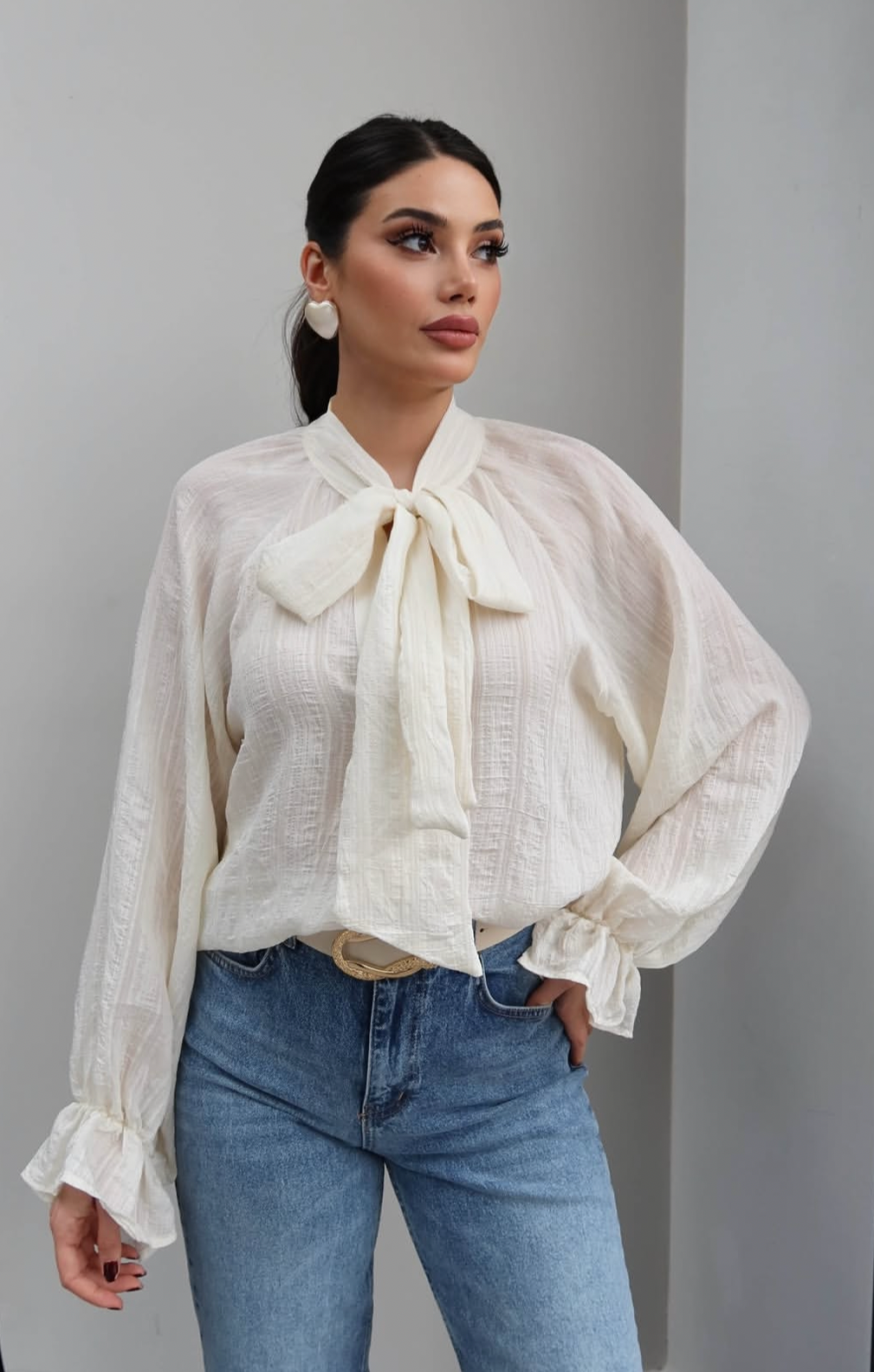 Bow tie chic top