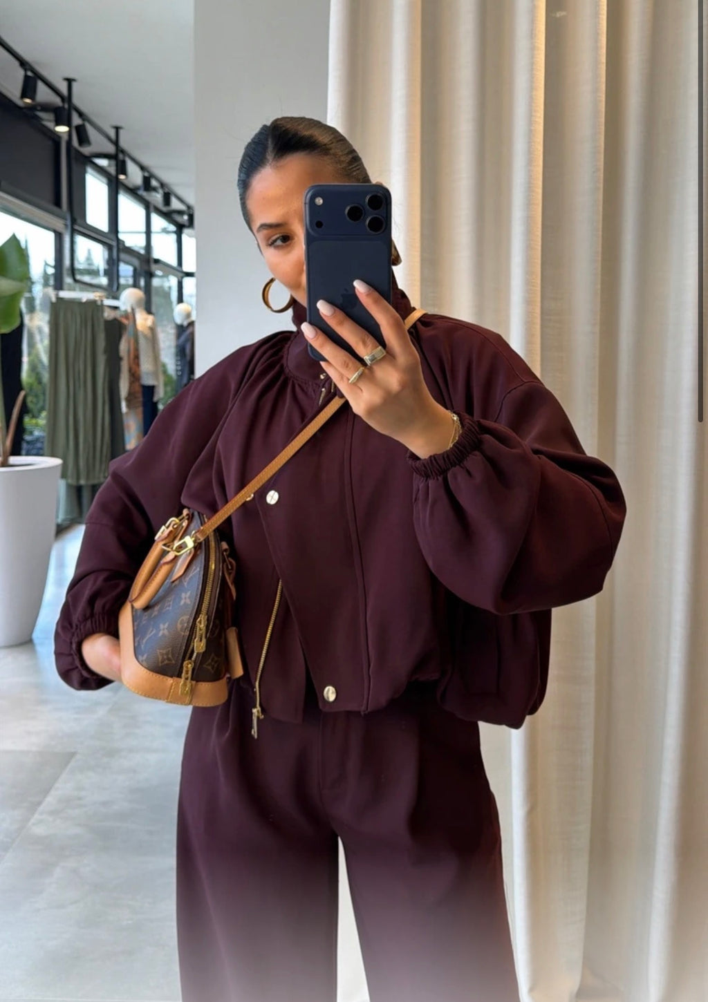 color_Burgundy