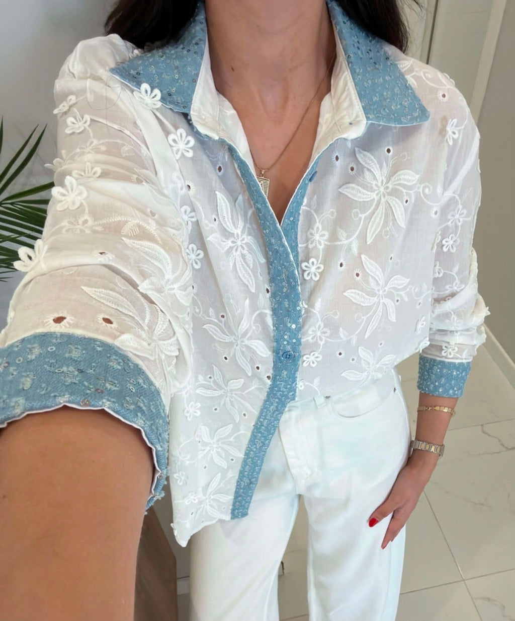 White shirt with denim