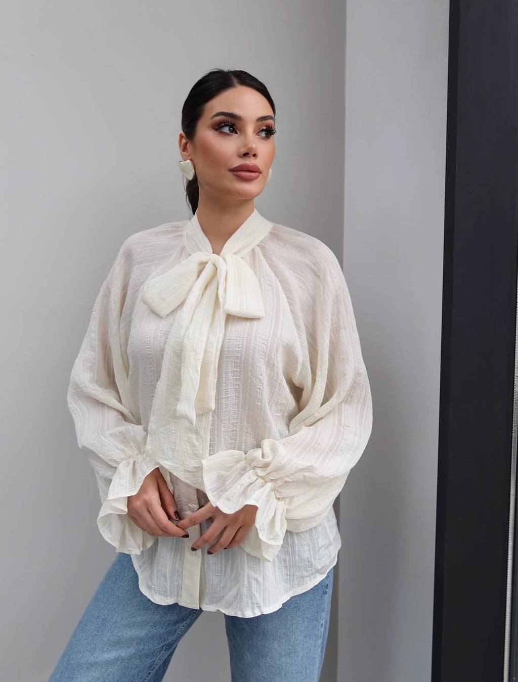 Bow tie chic top