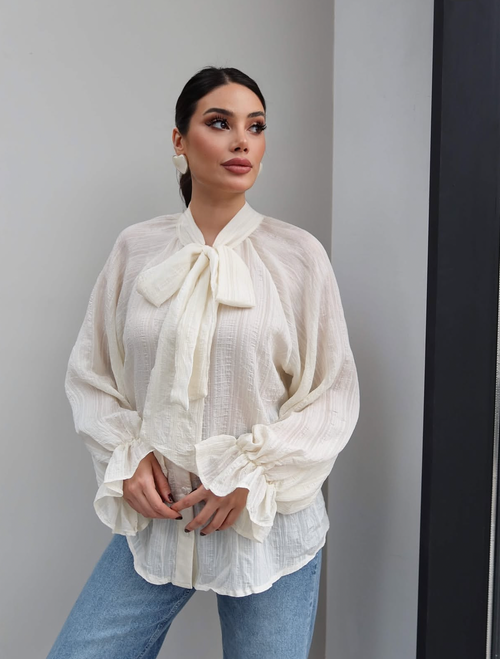Bow tie chic top