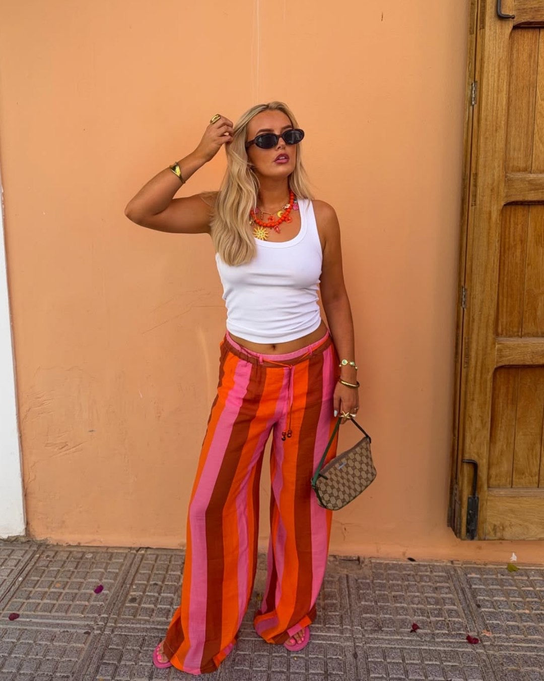 Pants pink and red