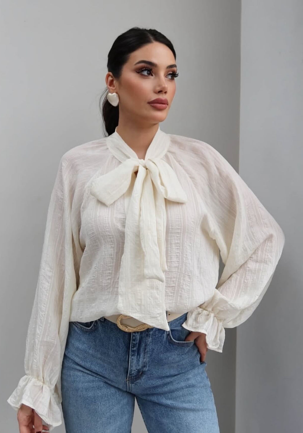 Bow tie chic top